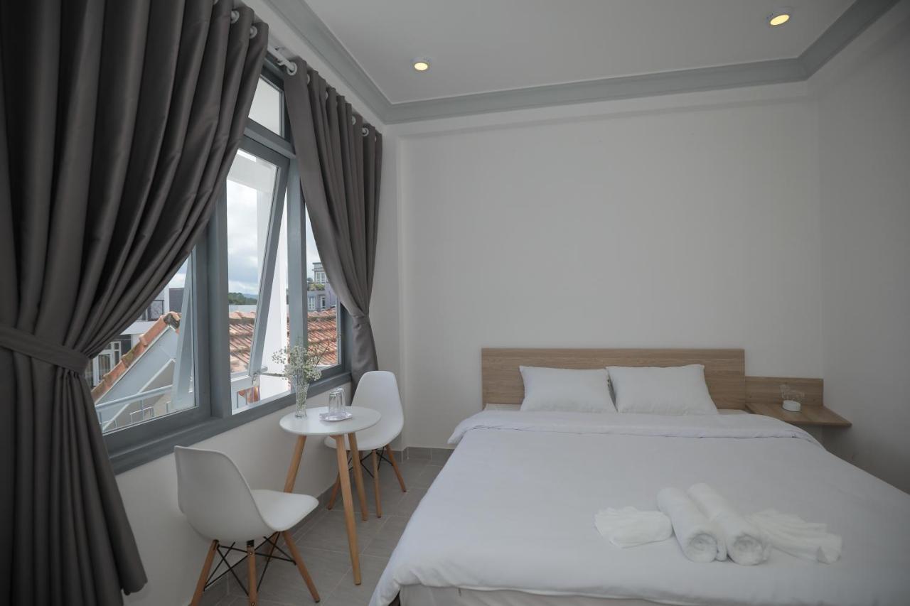 M Hotel דה לאט מראה חיצוני תמונה